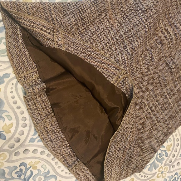 BCBG tweed skirt - Picture 4 of 5